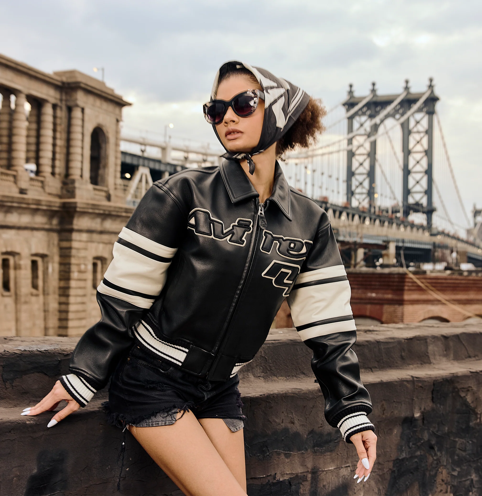 CROPPED LEGEND JACKET - Image 12