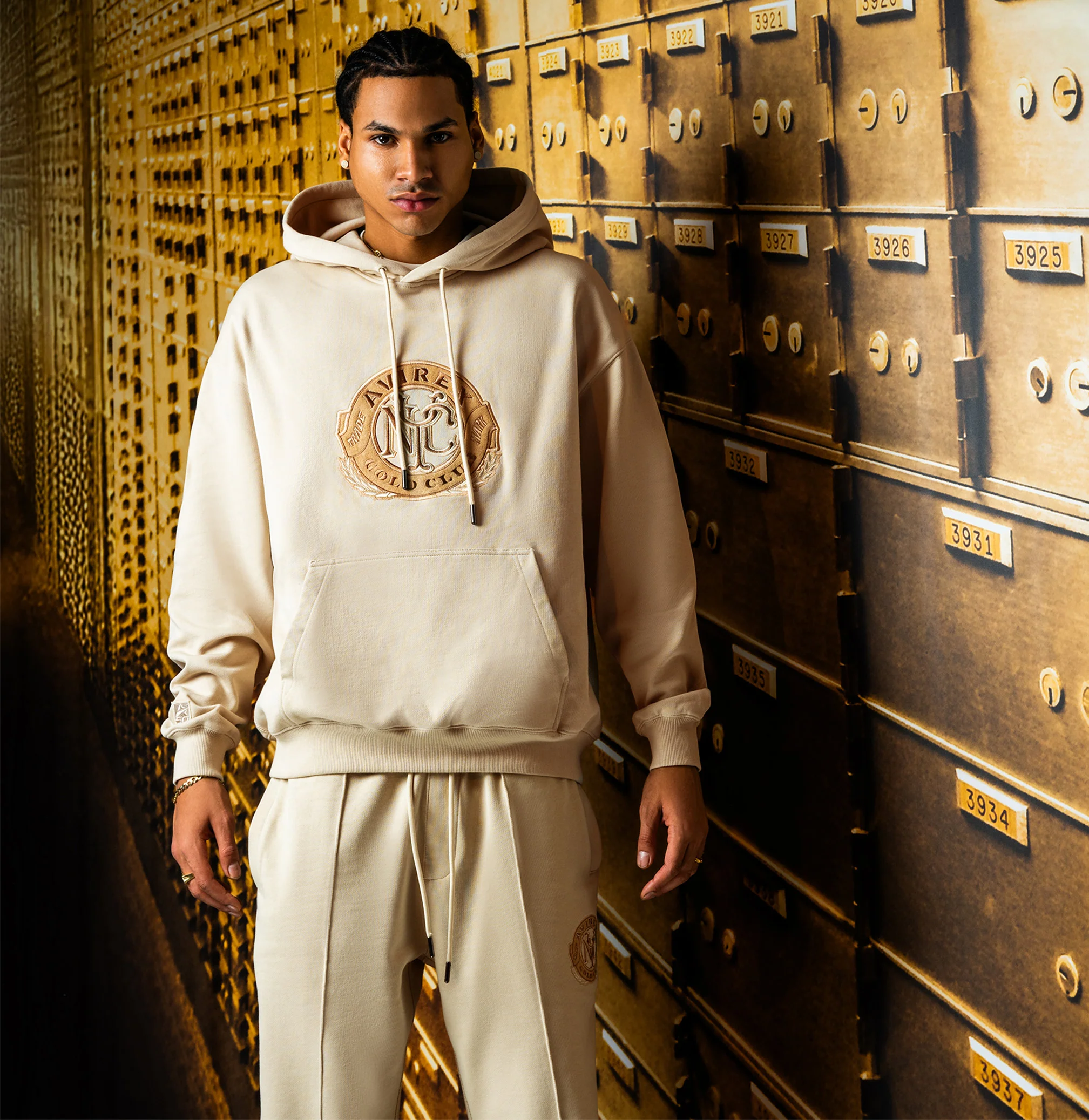 GOLD CLUB HOODIE - Image 5