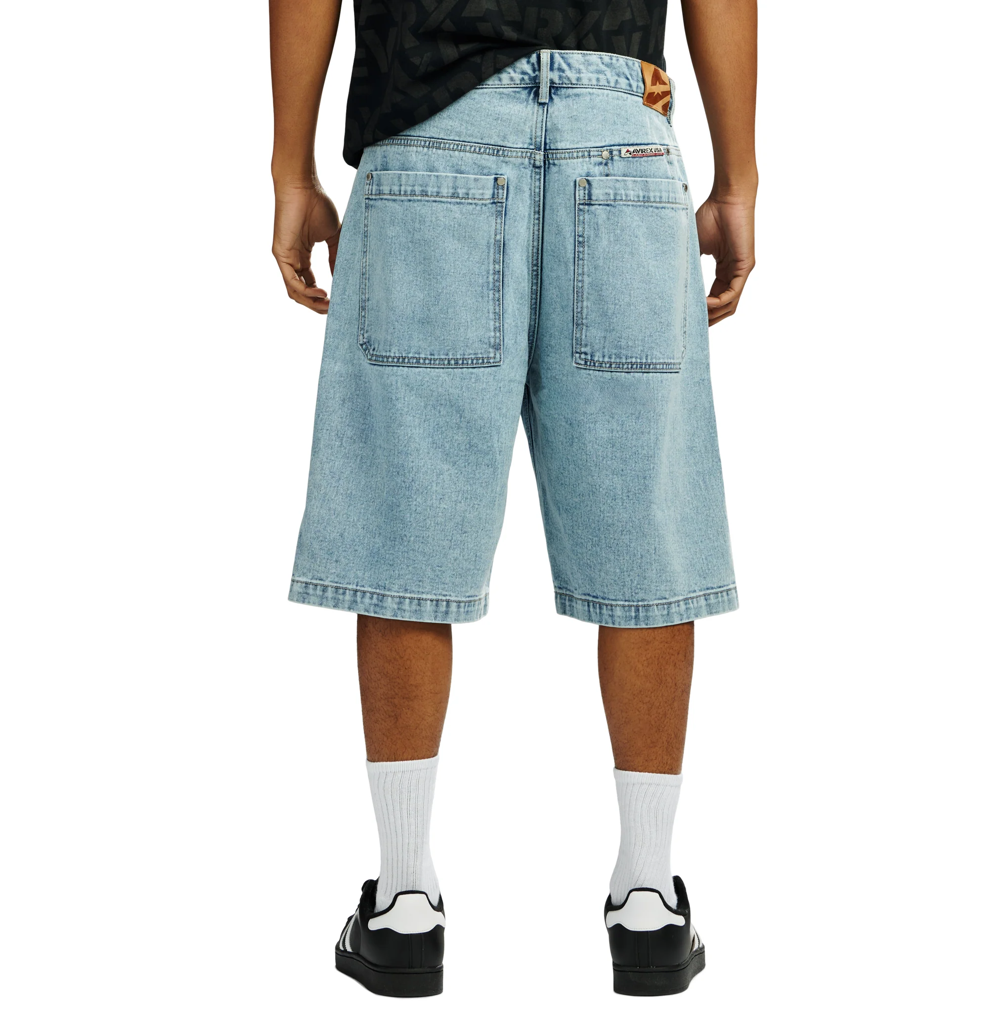 MID WASH DENIM SHORT - Image 5